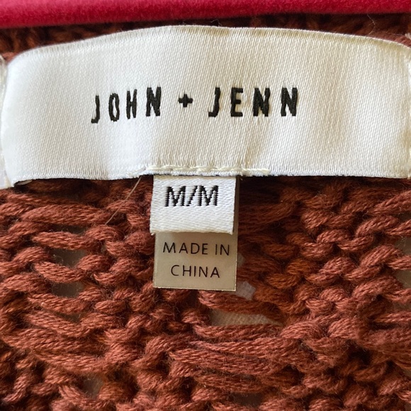 Evereve John+Jenn Cotton V-Neck Sweater. Size Medium. Gorgeous! - Picture 7 of 8